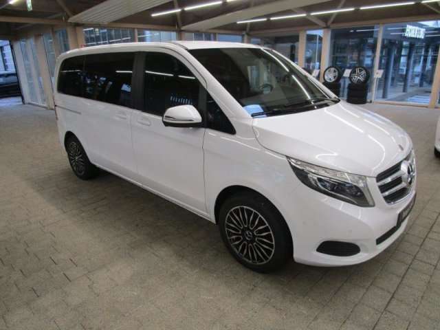 Left hand drive MERCEDES V CLASS 250 d 4MATIC 